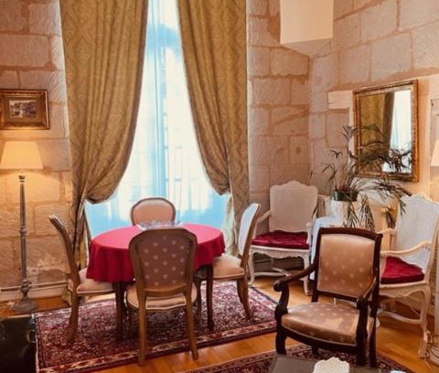 Saumur House | CLUB NAPOLEON SAUMUR