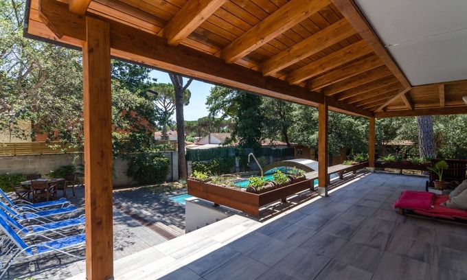 Vidreres Villa | Club Villamar - Precious charming villa with private pool located in a quiet area