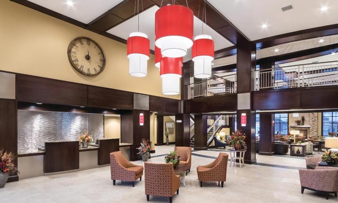 Fargo Hotel | ClubHouse Hotel & Suites Fargo