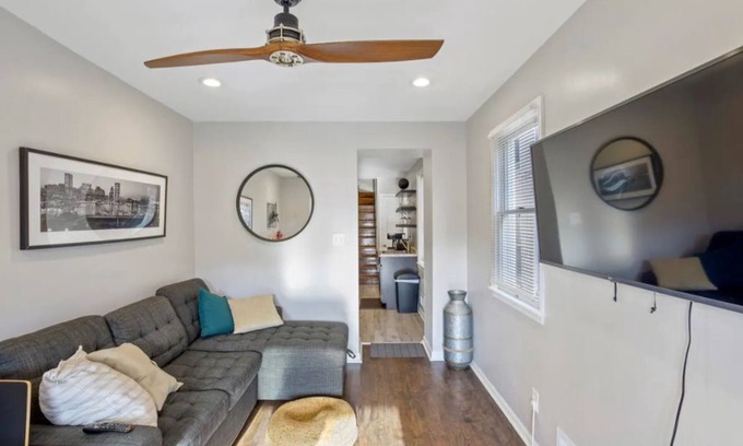 Downtown Baltimore House | Co's Corner