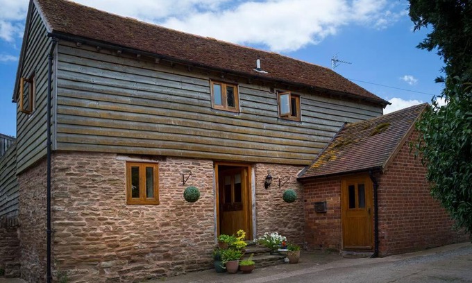 Bromyard House | Coach House - detached cottage within 135 acres