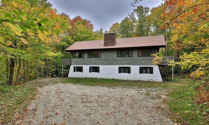 Killington House | Coach Road Duplex - Left Side by Killington Vacation Rentals