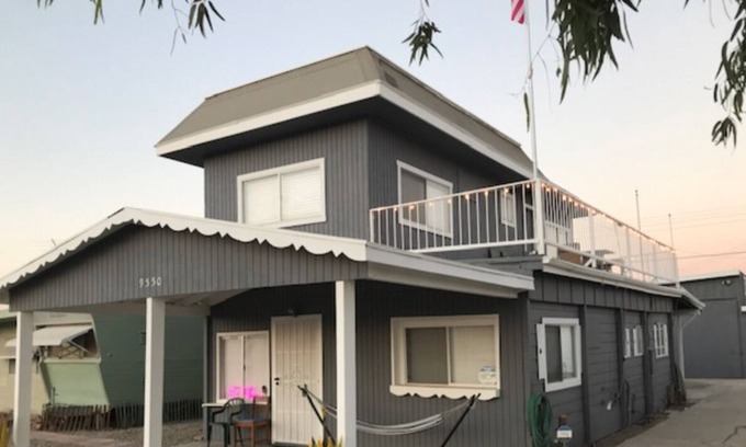 Bombay Beach House | Coachella Luxury in Bombay Beach