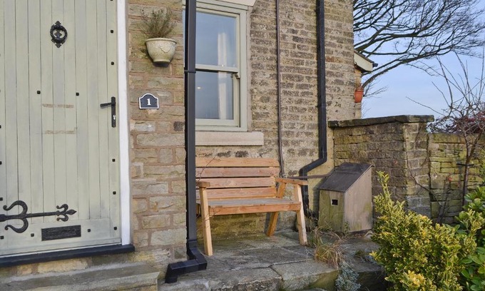New Mills House | Coal Miners Cottage