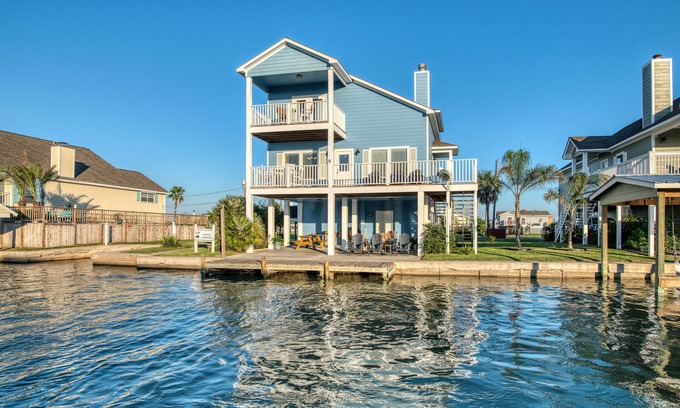 Rockport House | Coastal Class - Best Views!