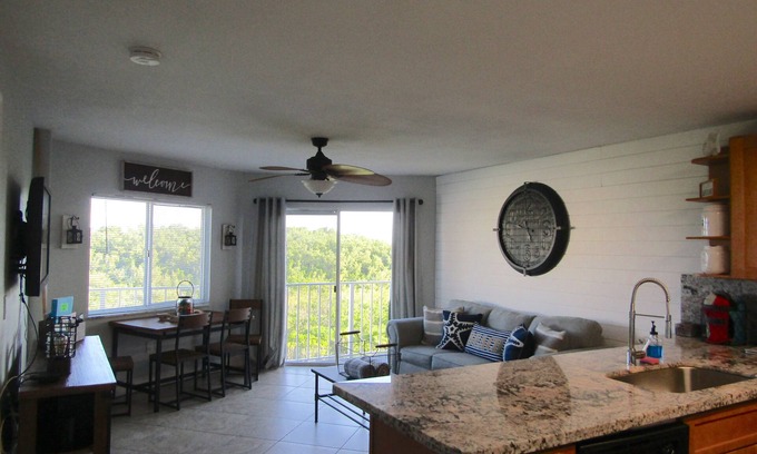 Tavernier Condo | Coastal comfort in Ocean Pointe Suites.