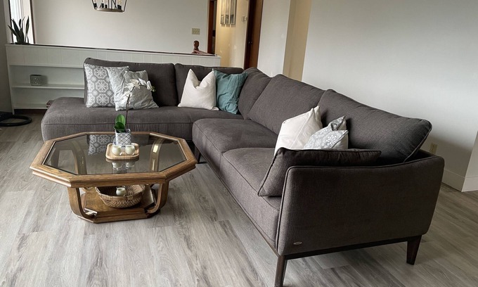 Langdale House | Coastal country stay, close to trails, beaches and ferry.