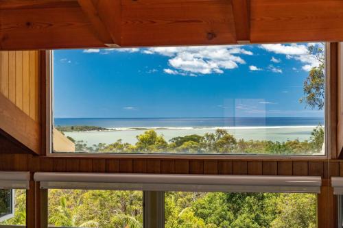 Smiths Lake House | Coastal Cove