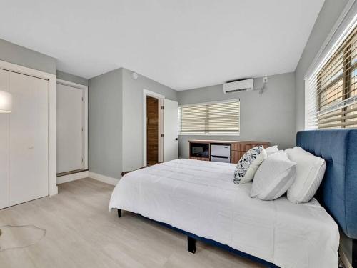 North Beach Apartment | Coastal Escape, Hollywood Beach Proximity