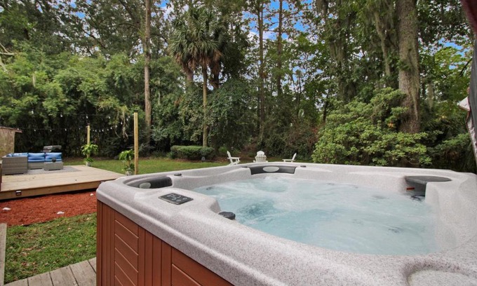 Whitemarsh Island House | Coastal Home 3br, 2ba & Hot Tub In Savannah&tybee
