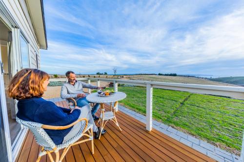 Carrickalinga Bed & Breakfast | Coastal Lodge