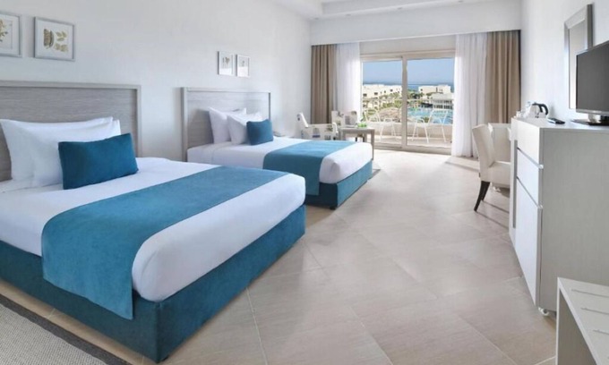 Soma Bay Hotel | Coastal Retreat with Kids Club, Pool, Water Sports & Live Music Nights