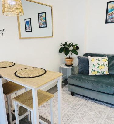 Minster on Sea House | Coastal Retreat Guest Suite