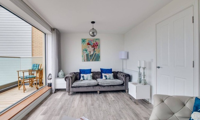 Amble House | COASTAL RETREAT is a fantastic sea view location
