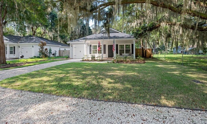 Darien House | Coastal Retreat