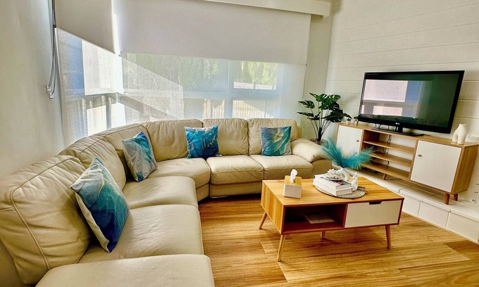 The Entrance House | Coastello The Entrance: Family-Friendly Haven for Your Coastal Retreat!