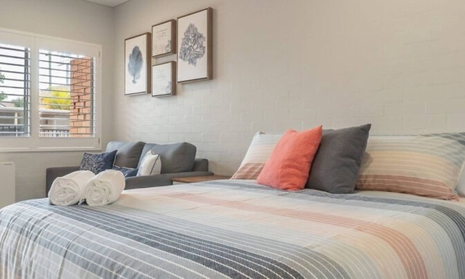 Sawtell Apartment | Coasters 18 - A short walk to downtown Sawtell