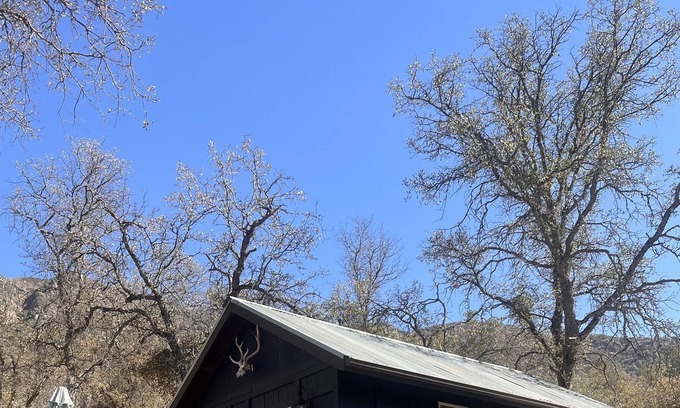 Three Rivers Cabin | Cobalt Canyon Off Grid Glamping Oasis