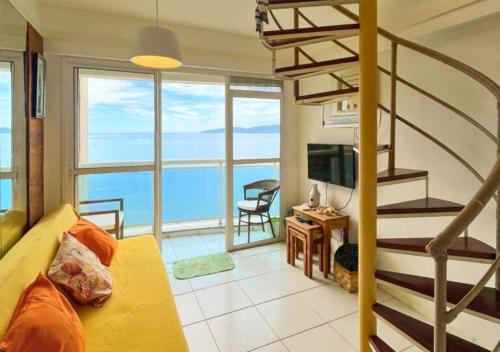 Conceicao de Jacarei Apartment | Cobertura no Porto Real - Vista Mar, Jacuzzi e Churrasqueira