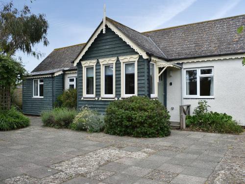 Middleton-on-Sea House | Cockle Cottage