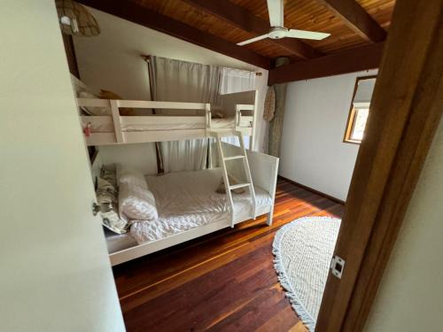 Cooloola Cove House | Coconut Cottage Bush Retreat- Pet Friendly