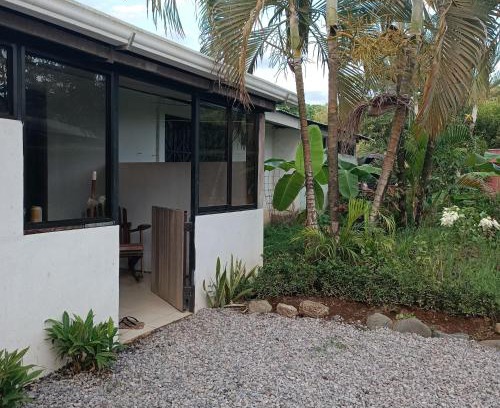 Pavones Apartment | Coconut Lodge Bambu