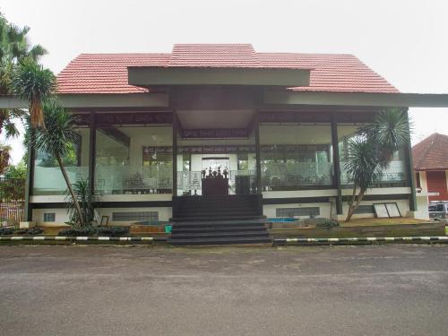 Bandar Lampung Hotel | Collection O 89999 Hotel Bumi Kedaton Resort