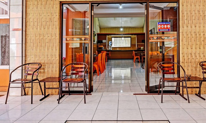 Cilacap Hotel | Collection O 91489 Hotel Tanjung Permata
