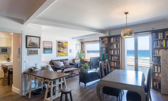 Gros Apartment | COLON ZURRIOLA, luxury apartment with amazing sea views