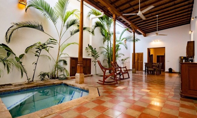 Granada House | Colonial House on Santa Lucía Street, Granada
