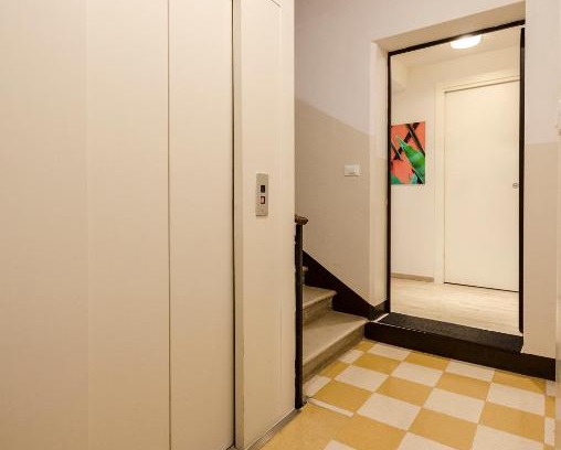 L'antico Ghetto Ebraico Apartment | Colonna Home Bologna, Under the Two Towers