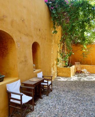 Panteli House | Color Suites