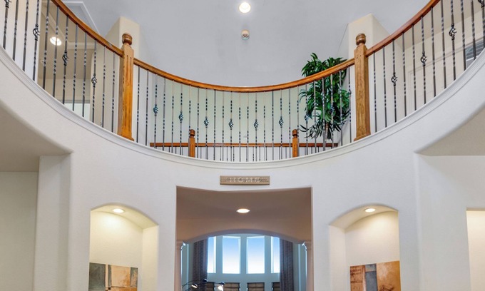 Aurora House | Colorado Lux Peace & Love (Top 2 Floors ONLY): Spacious & Cozy Scenic Views, Luxury, Pool Table
