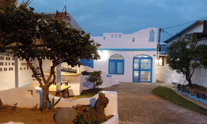 Eluan House | Colorful Cloudy Villa