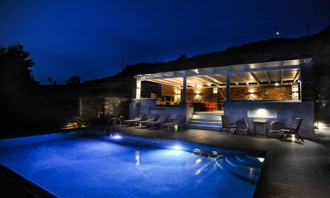 Vourkari Villa | Colorful family summer house, large infinity swimming pool&soothing sunset views