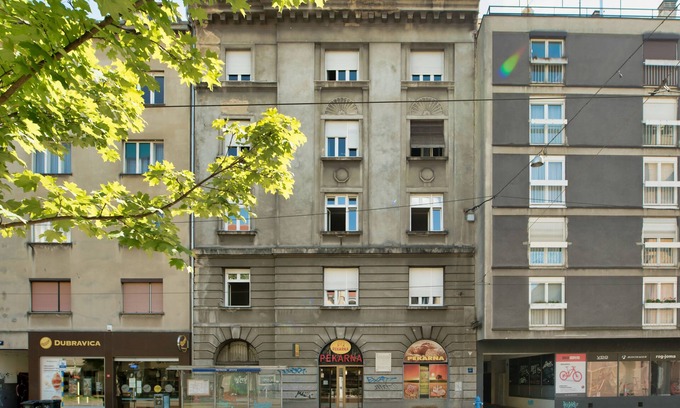 Zagreb Apartment | Colors of Music