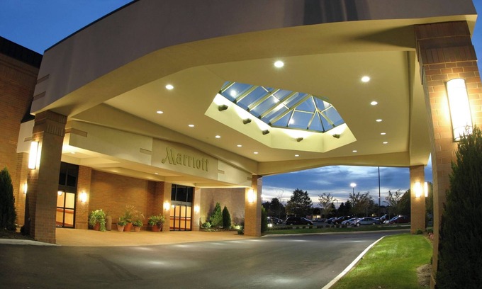 Northeast Columbus Hotel | Columbus Airport Marriott