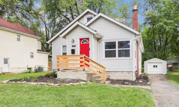 Columbus House | Columbus: Cozy Cottage