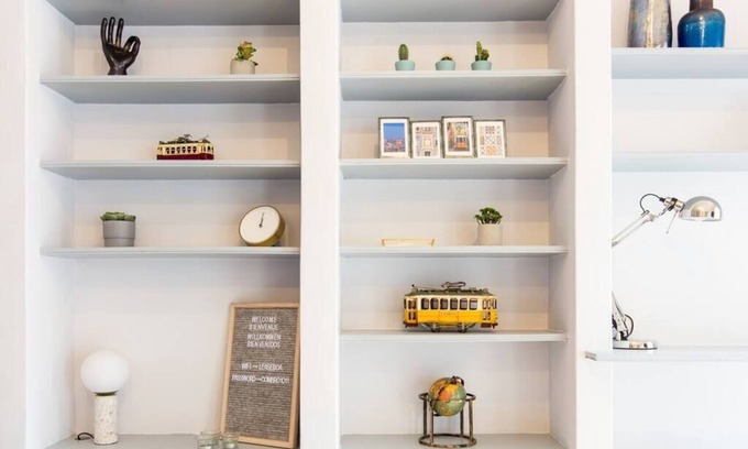 Santa Catarina Apartment | Combro - Spacious T2 in the heart of Lisbon!
