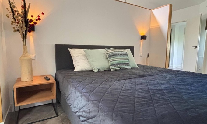 Municipality of Harderwijk House | Come and enjoy the beautiful detached bungalows, fully equipped with a spacious kitchen and cozy fireplace