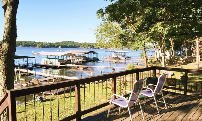 Cartwright Cove House | Come and play at Escape 2 the Lake!