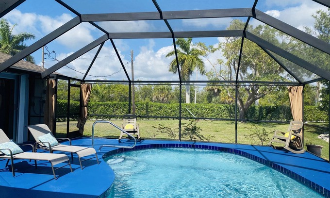 Isles of Capri House | Come enjoy paradise on Isles of Capri in Naples, FL for your next vacation!