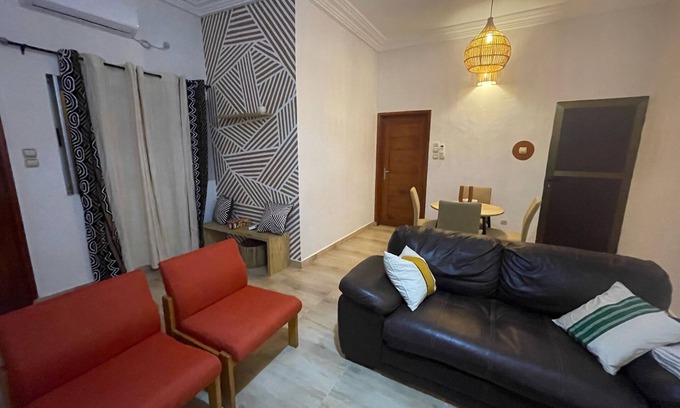 Littoral Department Apartment | Come enjoy this furnished two-bedroom apartment