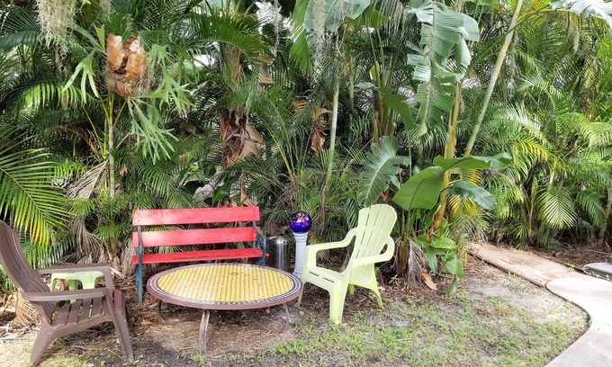 Gulfport House | Come relax at our Bay Side Dream!