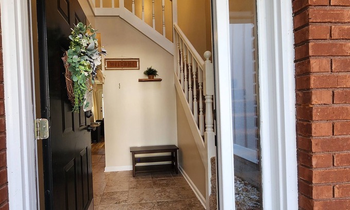 Enterprise House | Come Relax! New kitchen, appliances (including w/d!), two decks