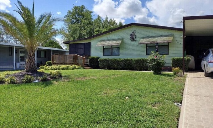 Silver Lake House | Come to The Villages for fun and relaxation !incl golf cart
