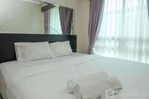 East Jakarta Apartment | Comfort and Elegant 2BR at Woodland Park Residence Apartment By Travelio