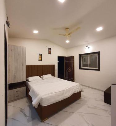 Nashik Hotel | Comfort Backwater Villa