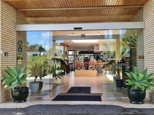 Onerahi Hotel | Comfort Hotel Flames Whangarei