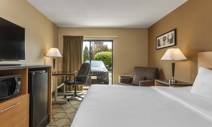 Brandon Hotel | Comfort Inn Brandon